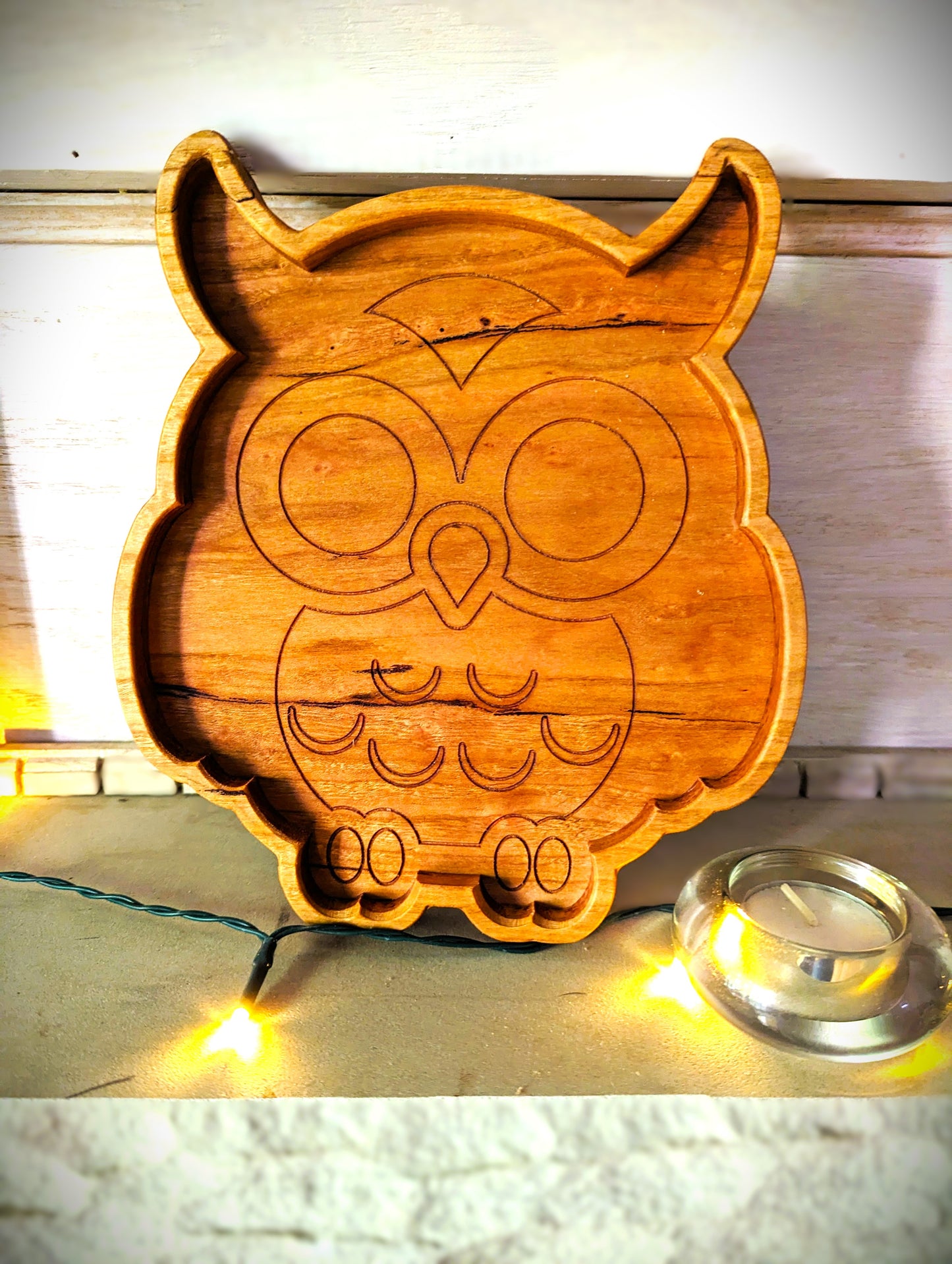 Ideal for adding a touch of Asheville rustic mountain charm to your home decor. Organizer for jewelry, keys, remotes, sunglasses.